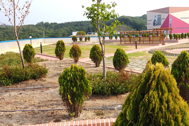 lotte himart garden2.jpg